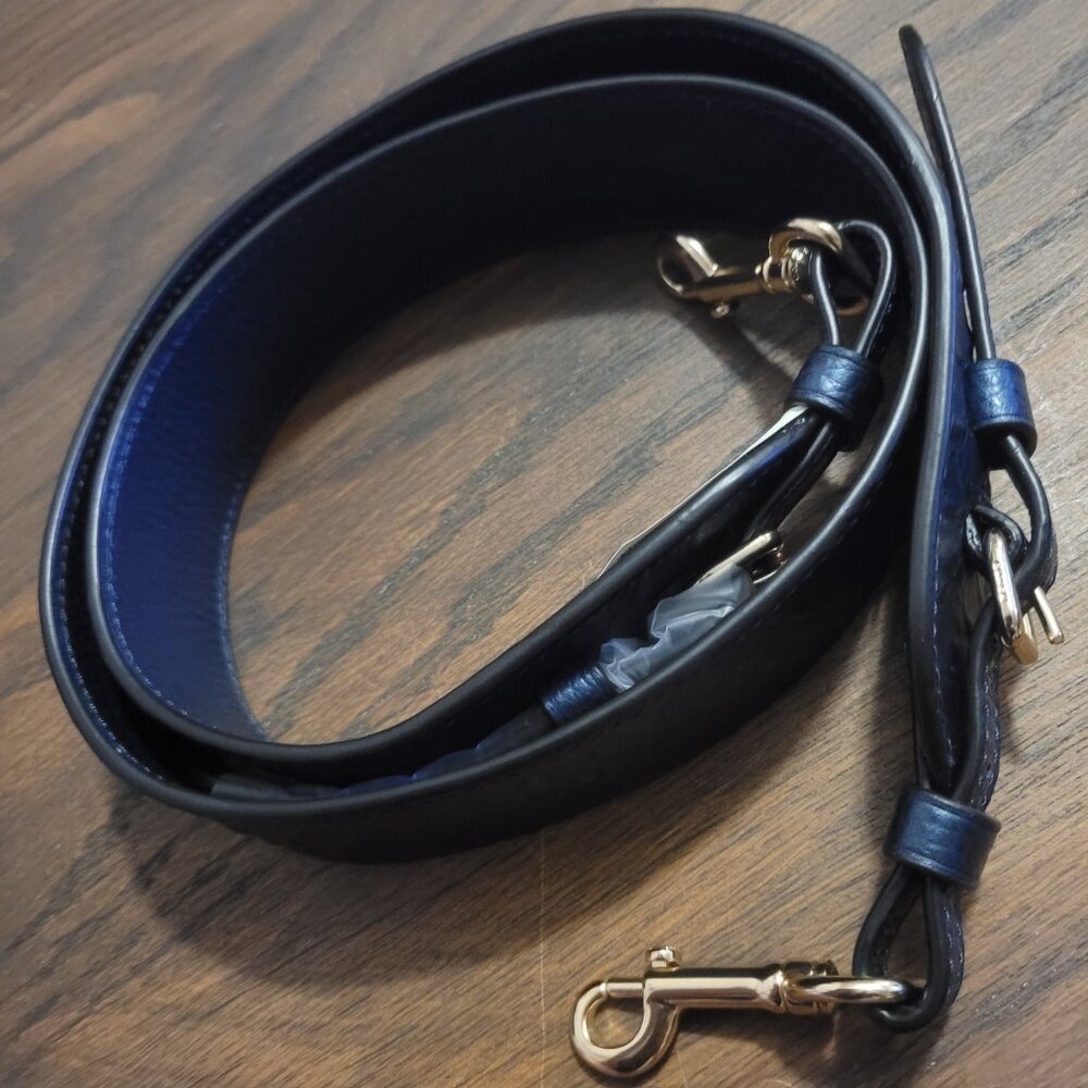 Coach Python Embossed Shoulder Strap - Picture 10 of 10